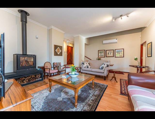 3 BEDROOM PROPERTY TO RENT IN MILL HILL EXT 2